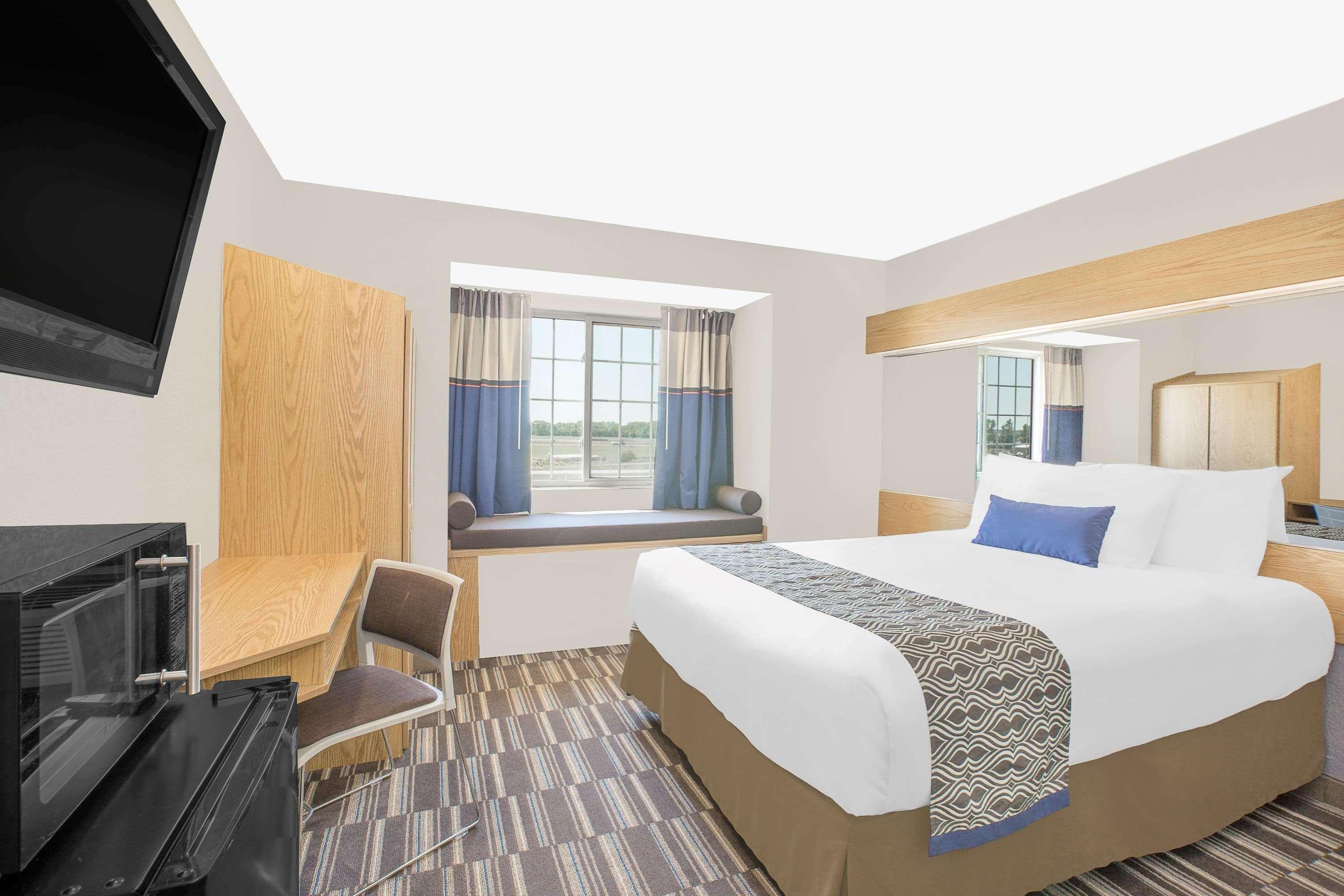 Microtel Inn And Suites - Ames Dış mekan fotoğraf