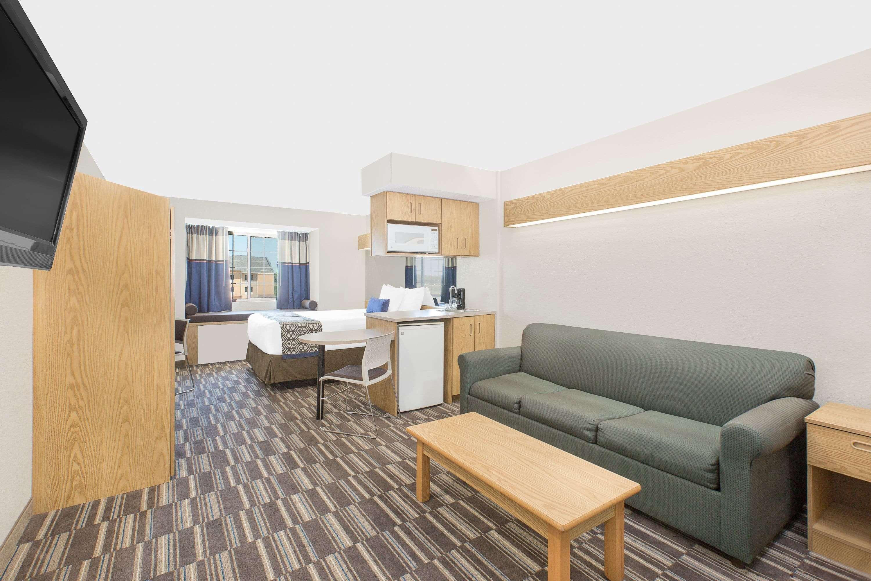 Microtel Inn And Suites - Ames Dış mekan fotoğraf